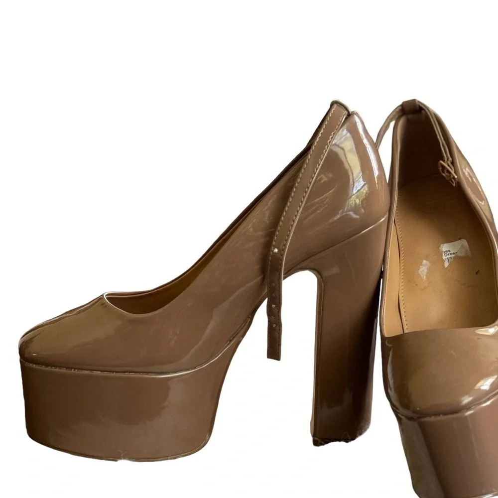 JF Nude Patent Platform Heels – Size 7.5, 6” Heel Ankle Strap Pumps